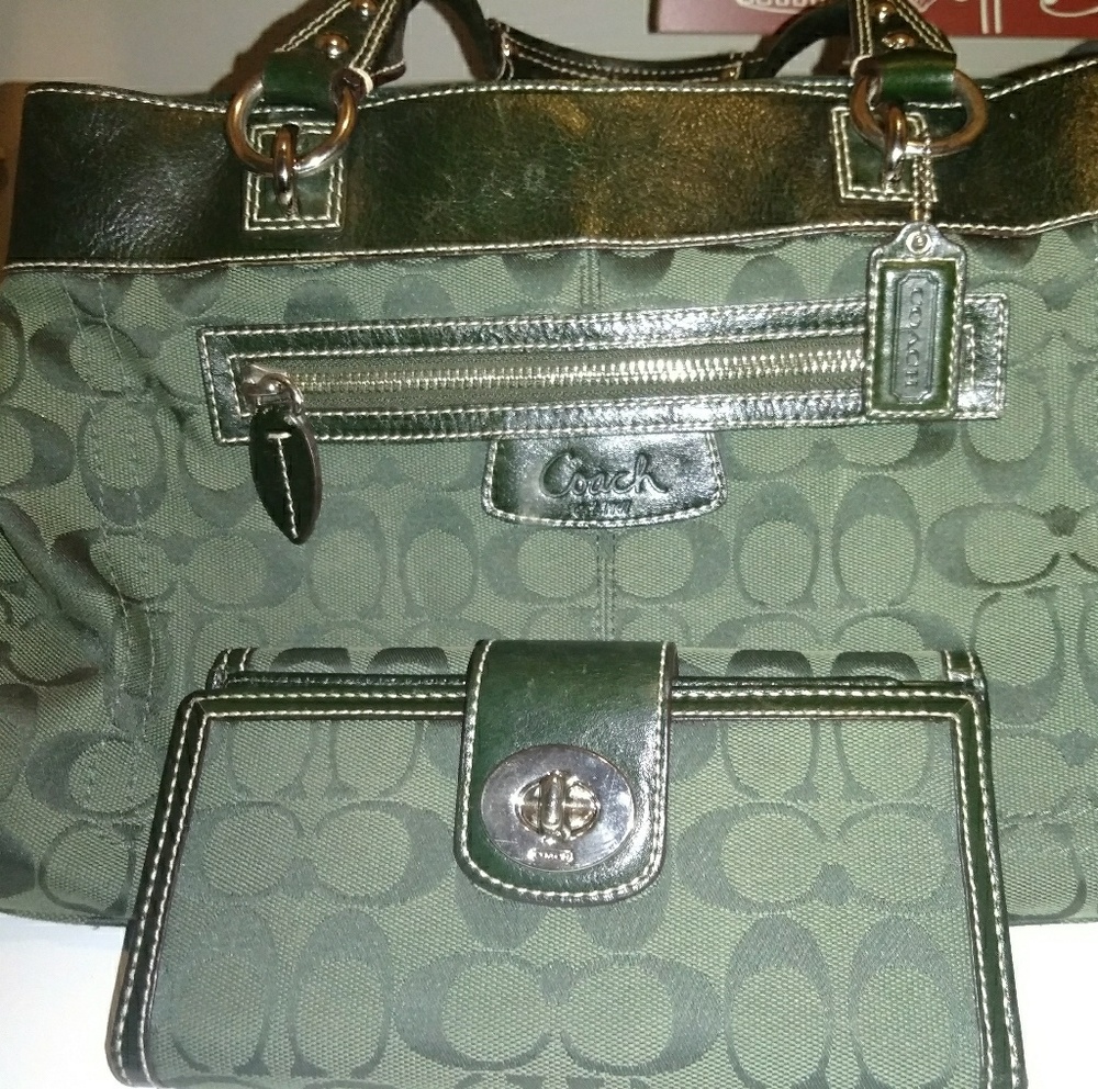 Coach handbag and wallet set